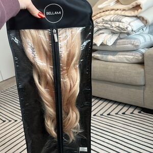 BELLAMI Silk Steam 180g 20” Butter Blonde Clip In Extensions. Real hair.